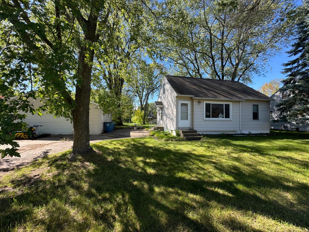 Photo of 1 Pine Drive, Circle Pines, MN 55014 (MLS # 7151759)