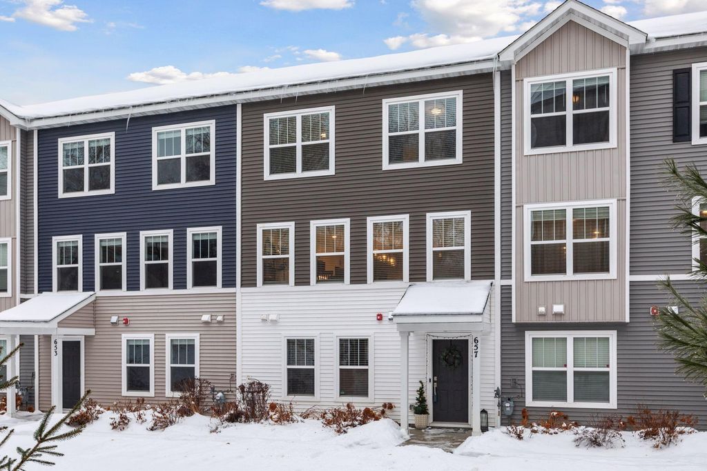 Photo of 657 Village Drive #03, New Brighton, MN 55112 (MLS # 7005316)