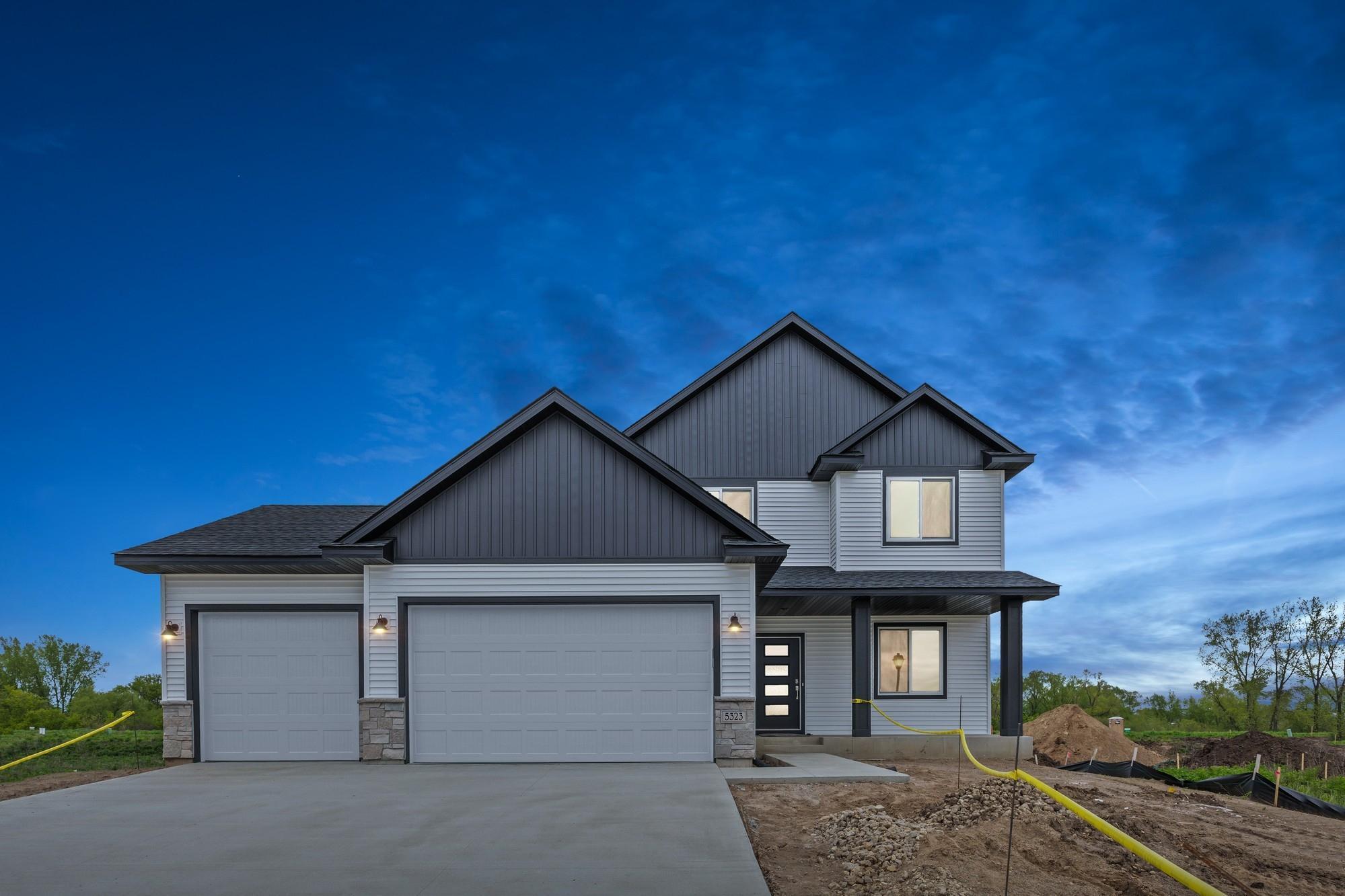 5323 177th Street W