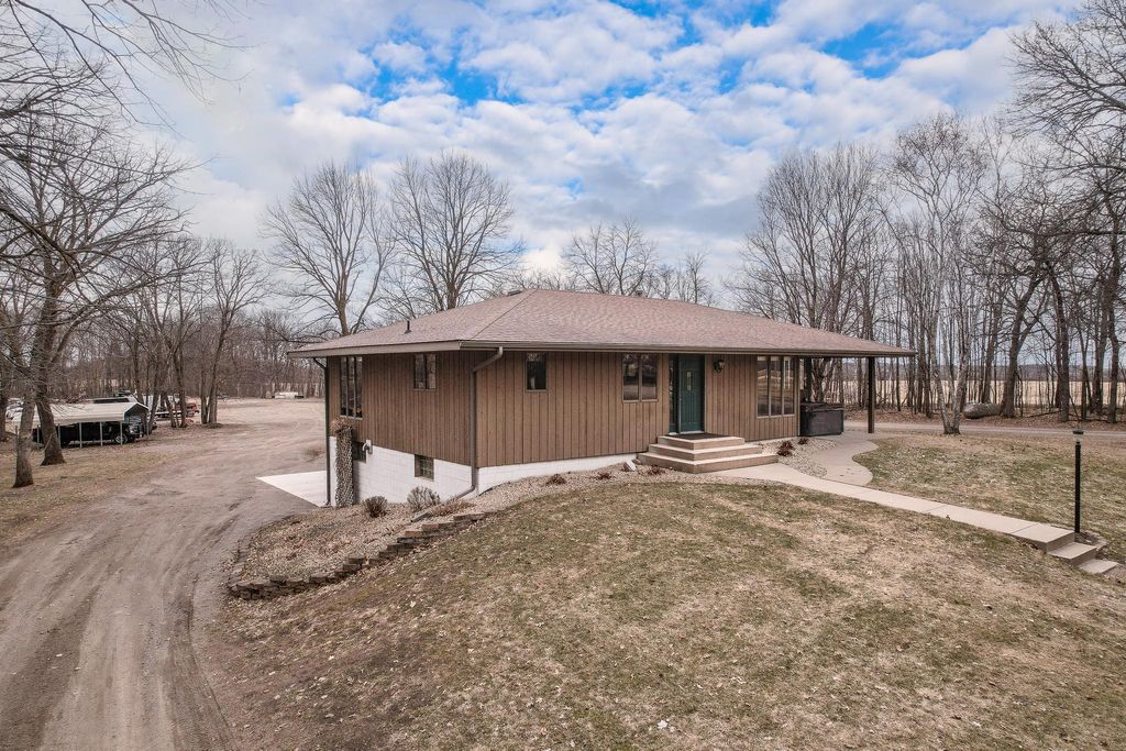Photo of 43453 105th Avenue, Holdingford, MN 56340 (MLS # 7033821)