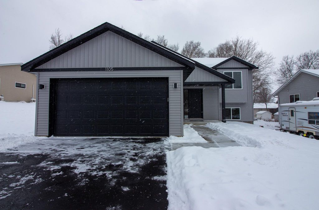 Photo of 1105 2nd Street SE, Faribault, MN 55021 (MLS # 6825342)