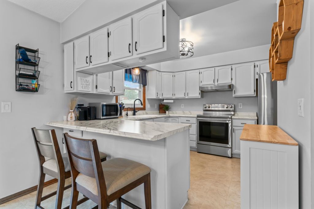 Photo of 321 7th Street NW, Byron, MN 55920 (MLS # 7049420)