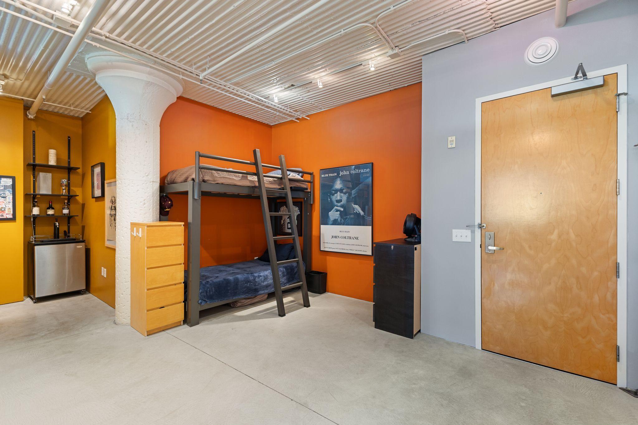 225 9th Street E 409