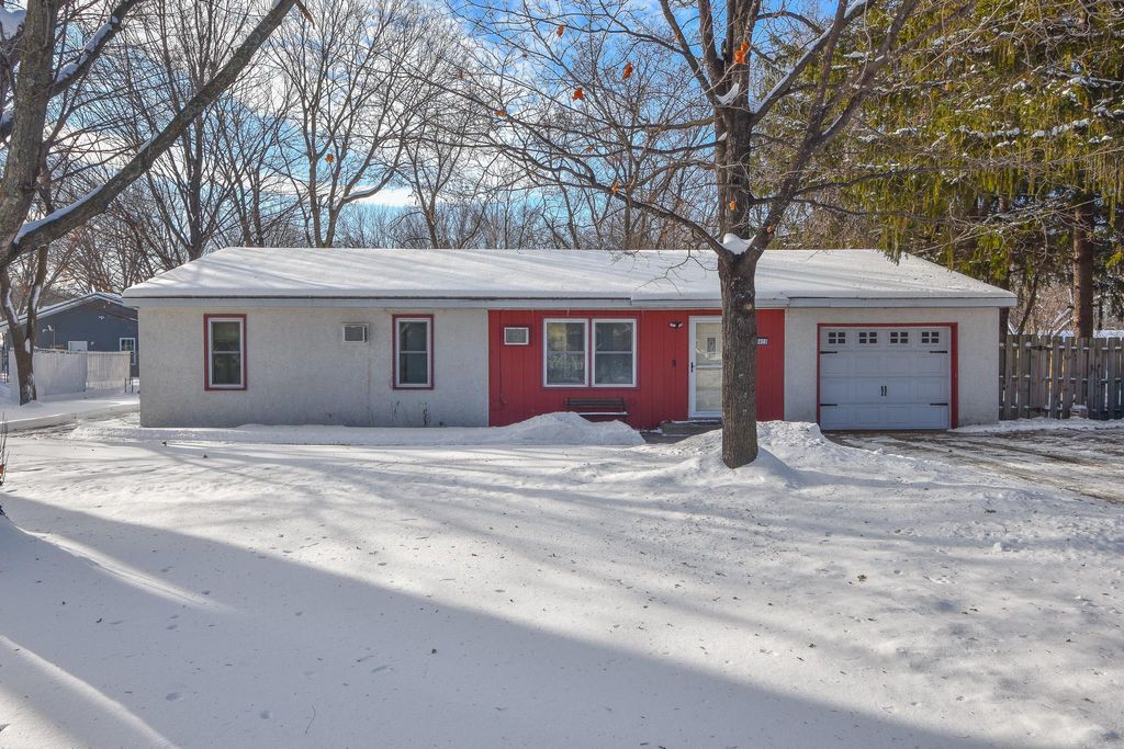 Photo of 3613 Roosevelt Road, Saint Cloud, MN 56301 (MLS # 7000053)