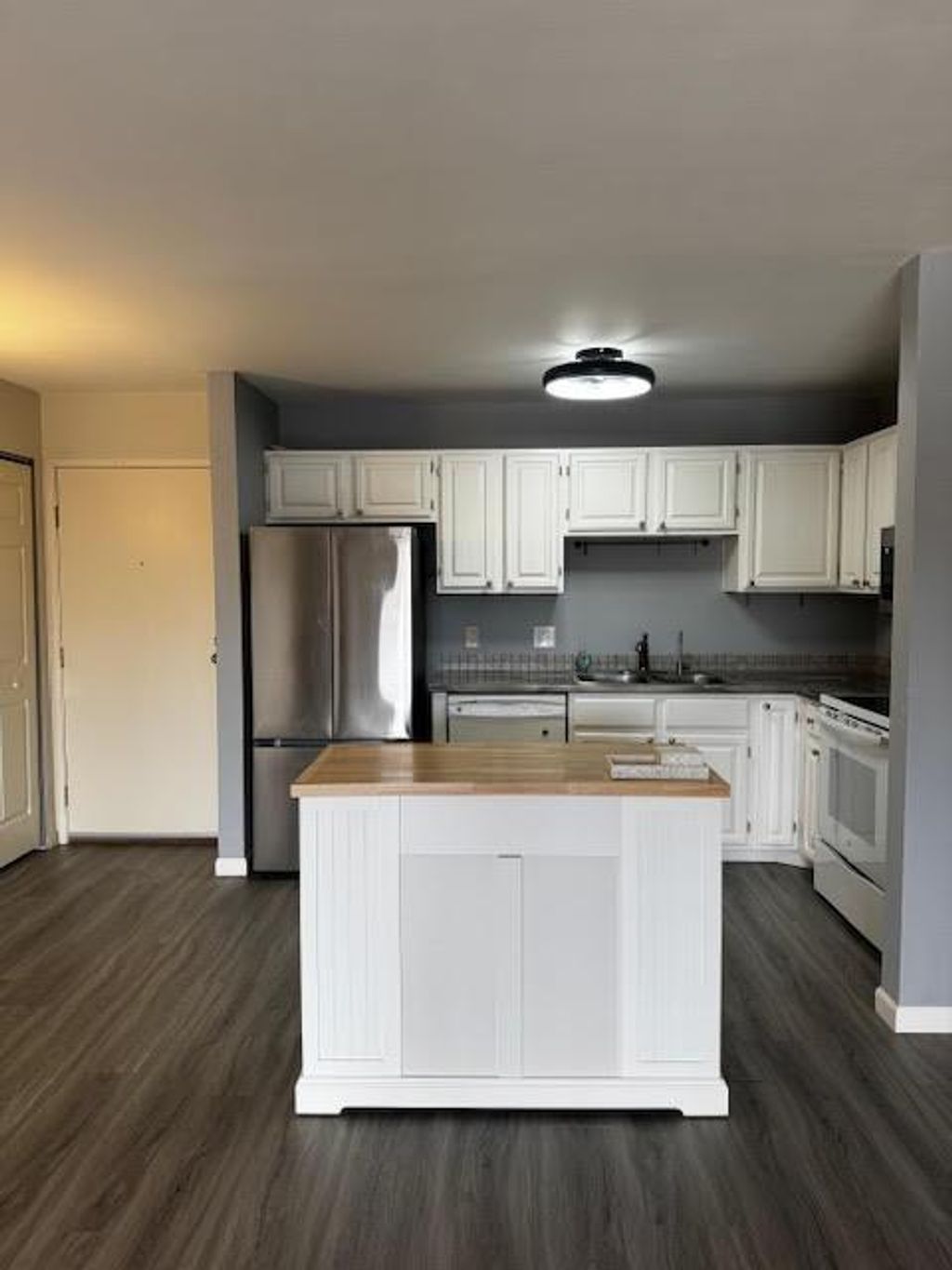 Photo of 10441 Greenbrier Road #318, Minnetonka, MN 55305 (MLS # 7064730)