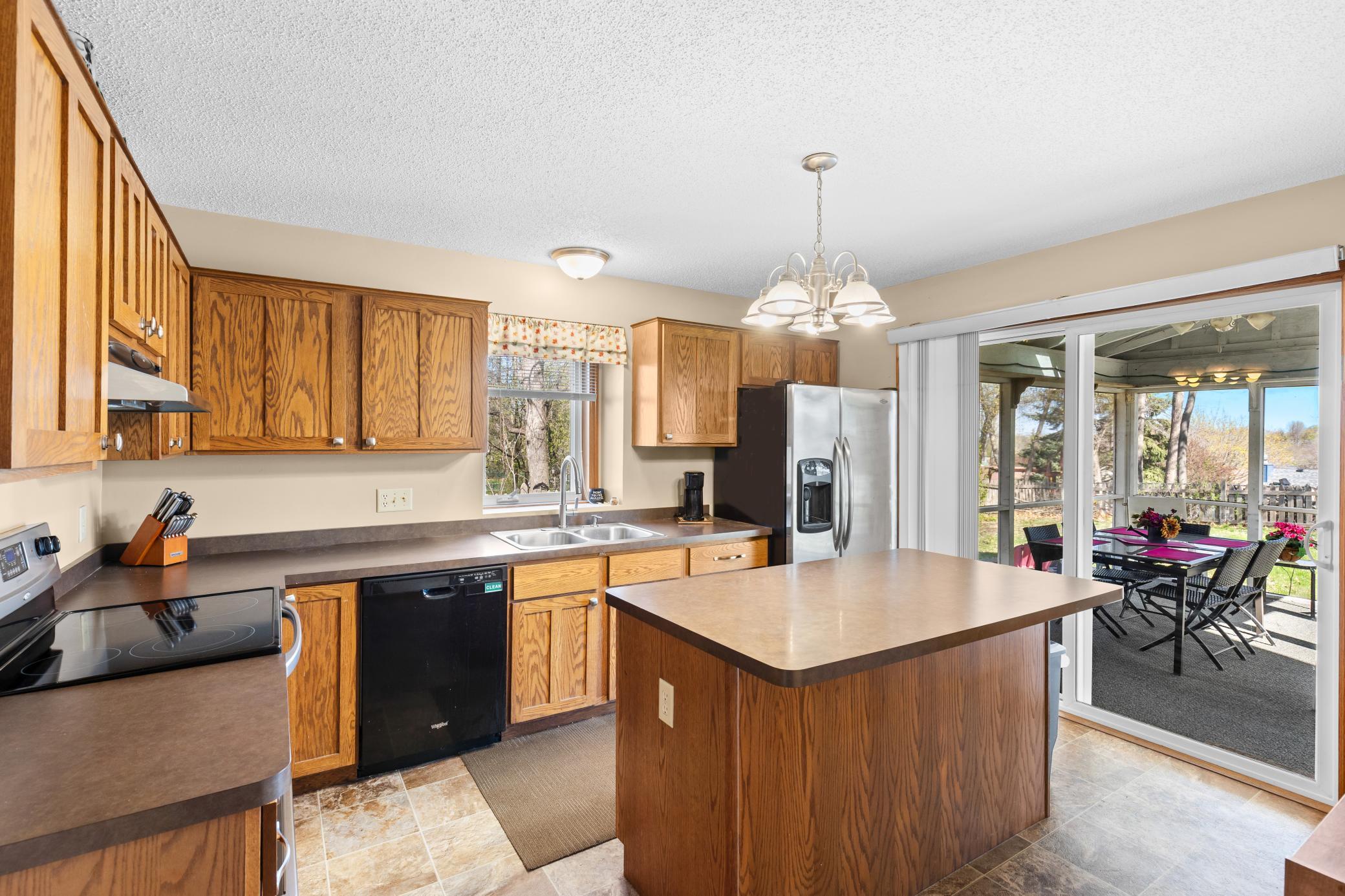 5222 W 145th Street