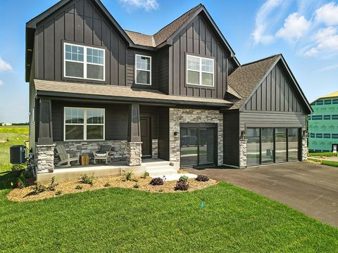 4770 Blake Court Woodbury MN 55129