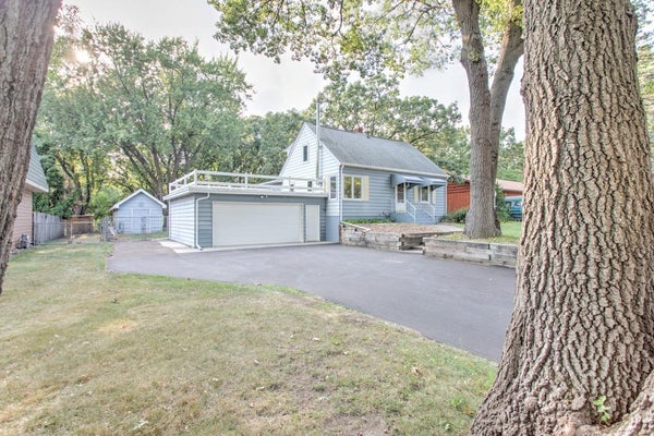 7846 LONG LAKE RD, MOUNDS VIEW, MN 55112 - Image 8928f09f4539b665ac8f49fbcd0763ef/2873436100