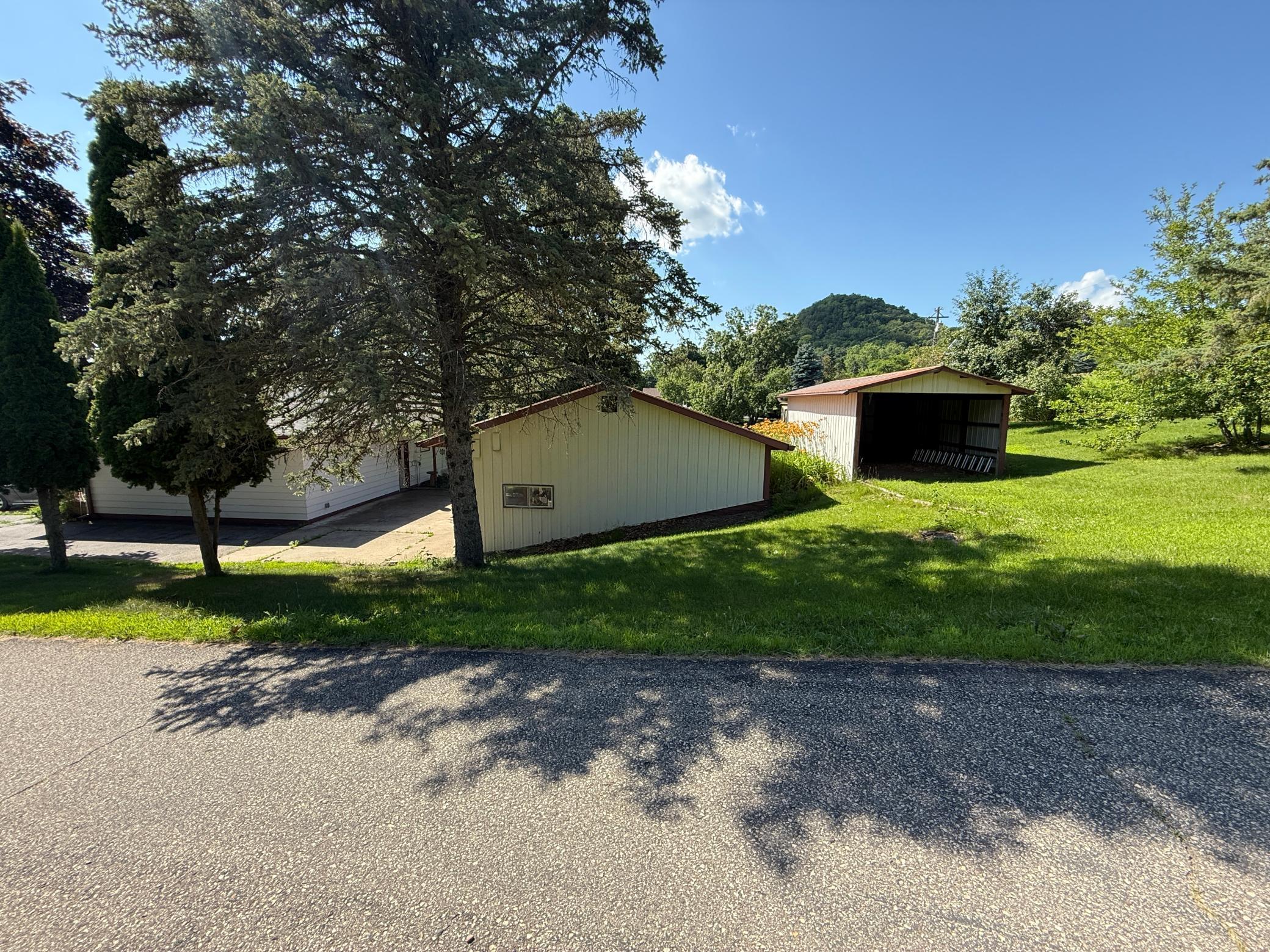 W12414 State Highway 35