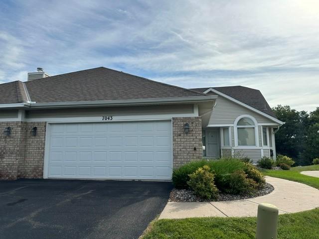 Photo of 7043 Oak Pointe Curve, Bloomington, MN 55438 (MLS # 7136484)