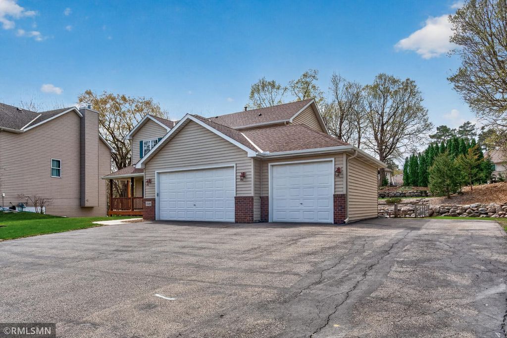 Photo of 8549 Woodland Curve, Saint Bonifacius, MN 55375 (MLS # 7060156)