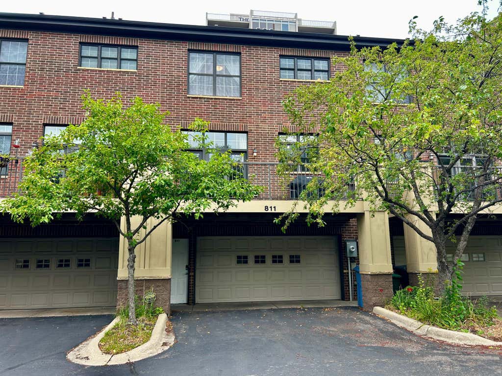 Photo of 811 Thornton Street SE, Minneapolis, MN 55414 (MLS # 7133083)