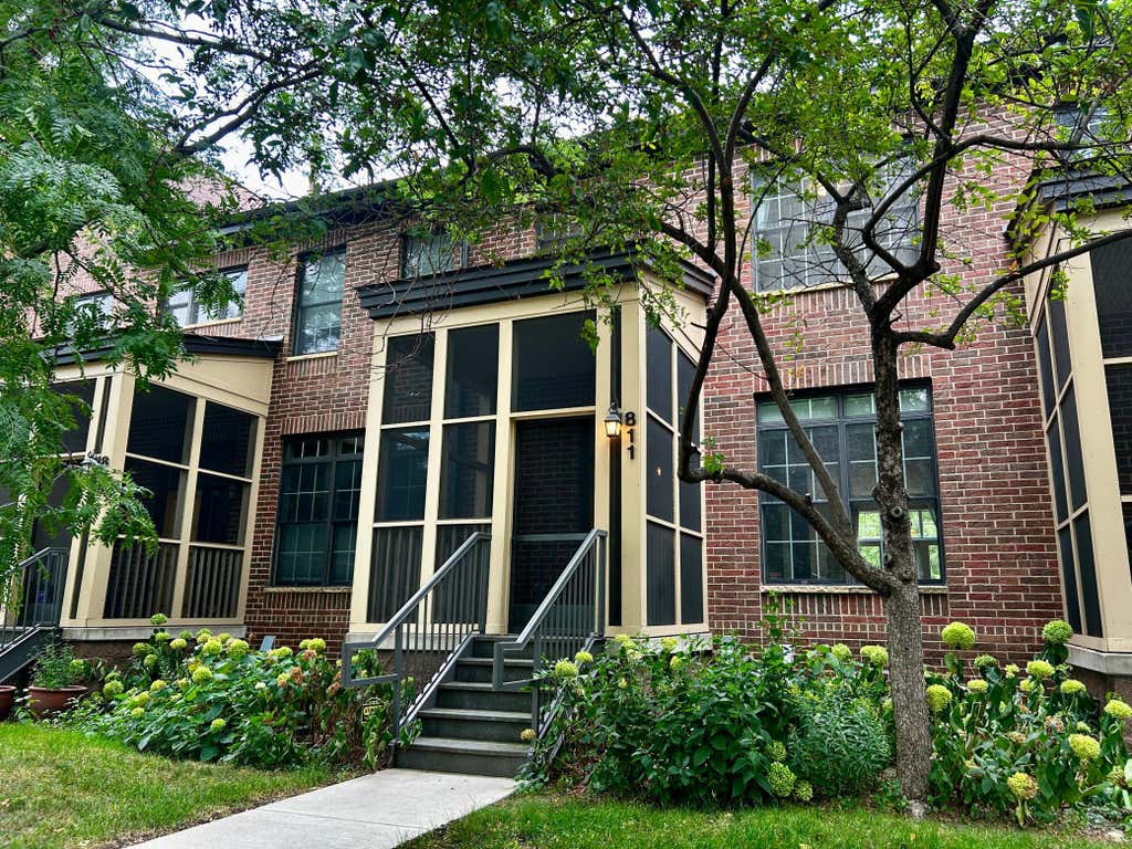 Photo of 811 Thornton Street SE, Minneapolis, MN 55414 (MLS # 7133083)