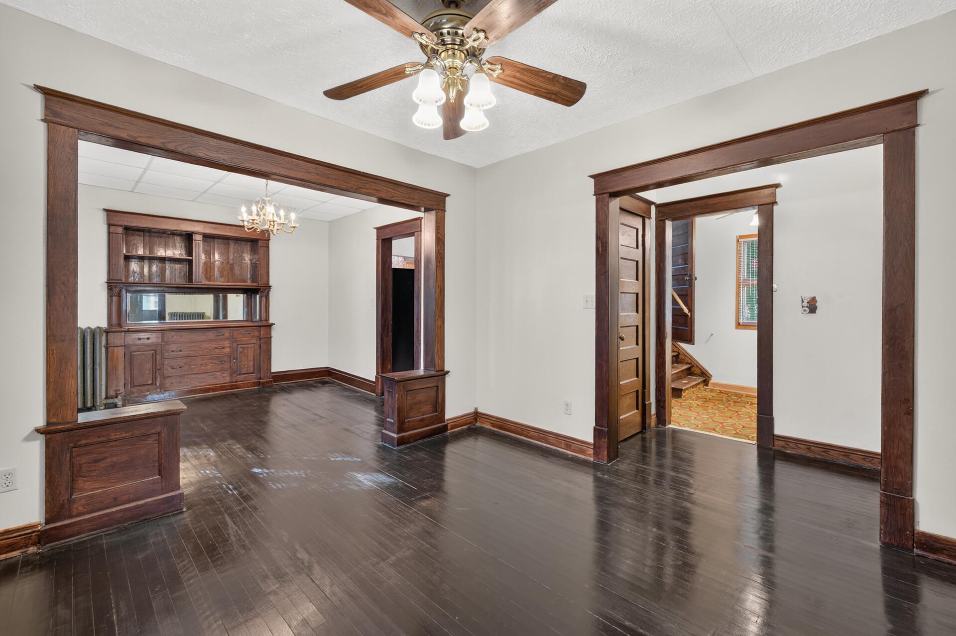 115 E 35th Street