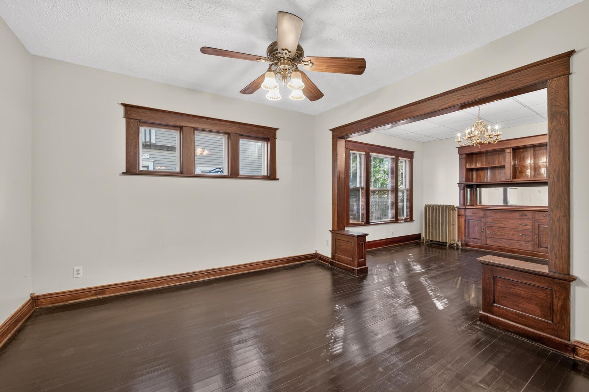 115 E 35th Street