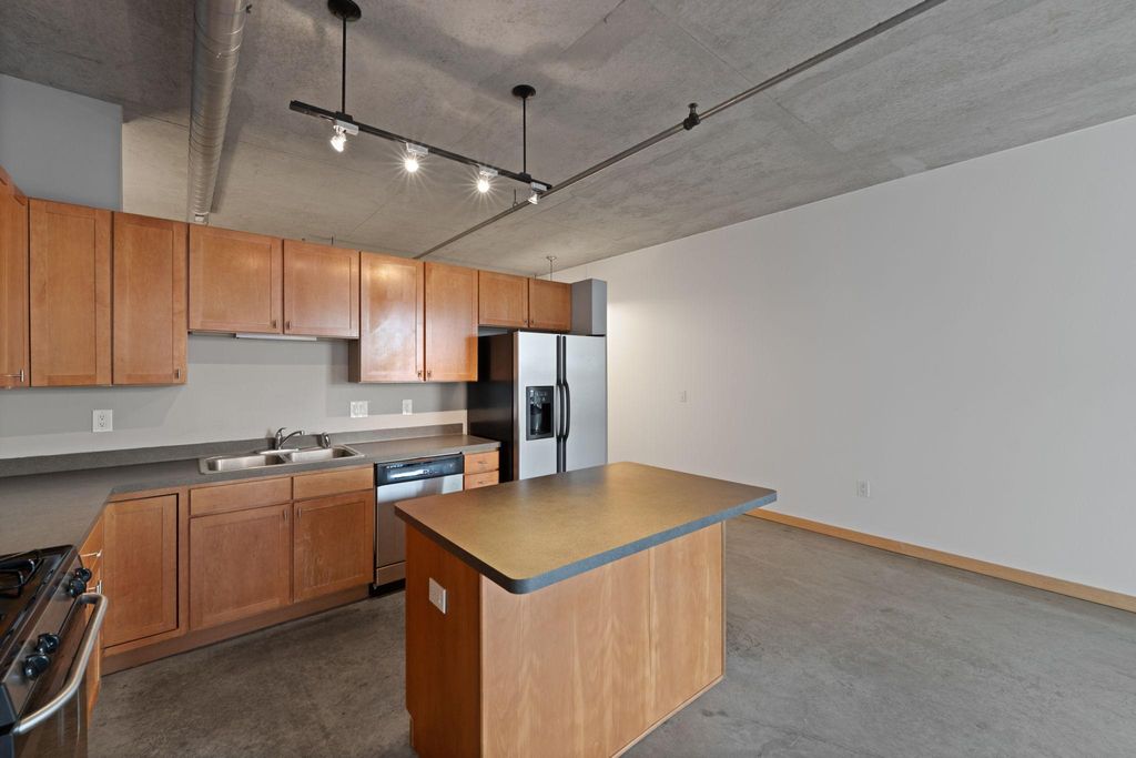 Photo of 720 N 4th Street #303, Minneapolis, MN 55401 (MLS # 7008397)