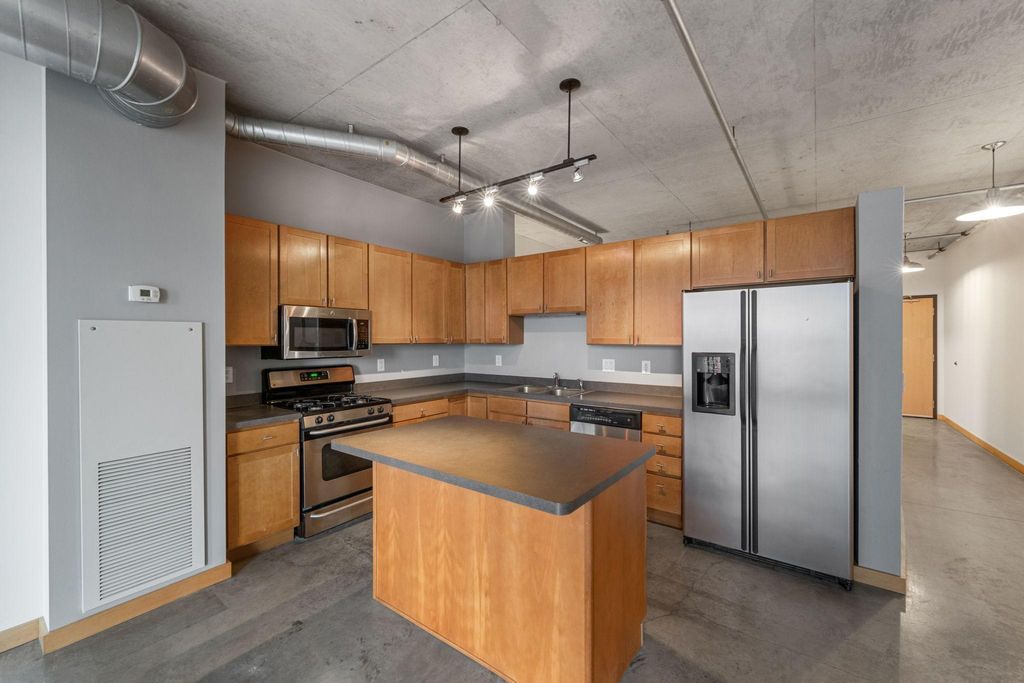 Photo of 720 N 4th Street #303, Minneapolis, MN 55401 (MLS # 7008397)