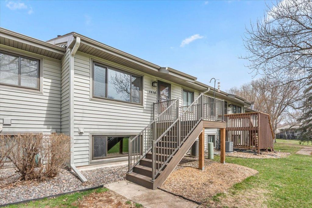 Photo of 1416 Arden View Drive, Arden Hills, MN 55112 (MLS # 7052378)