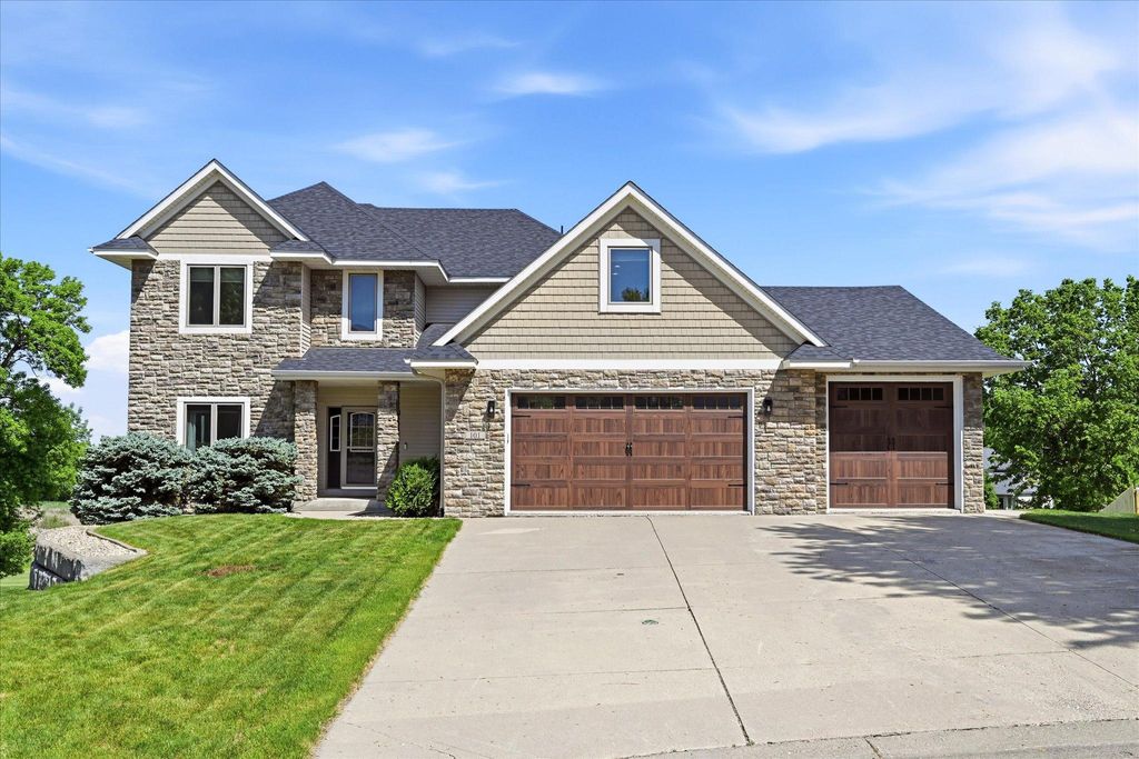 Photo of 101 Gibson Court, Buffalo, MN 55313 (MLS # 7081859)