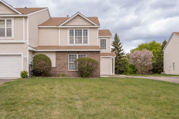 15570 FINCH AVE, SAINT PAUL, MN 55124 - Image 8995cb259db4ce5d514b85198f63b694/3963305792