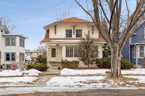 2147 Lincoln Avenue Saint Paul MN 55105