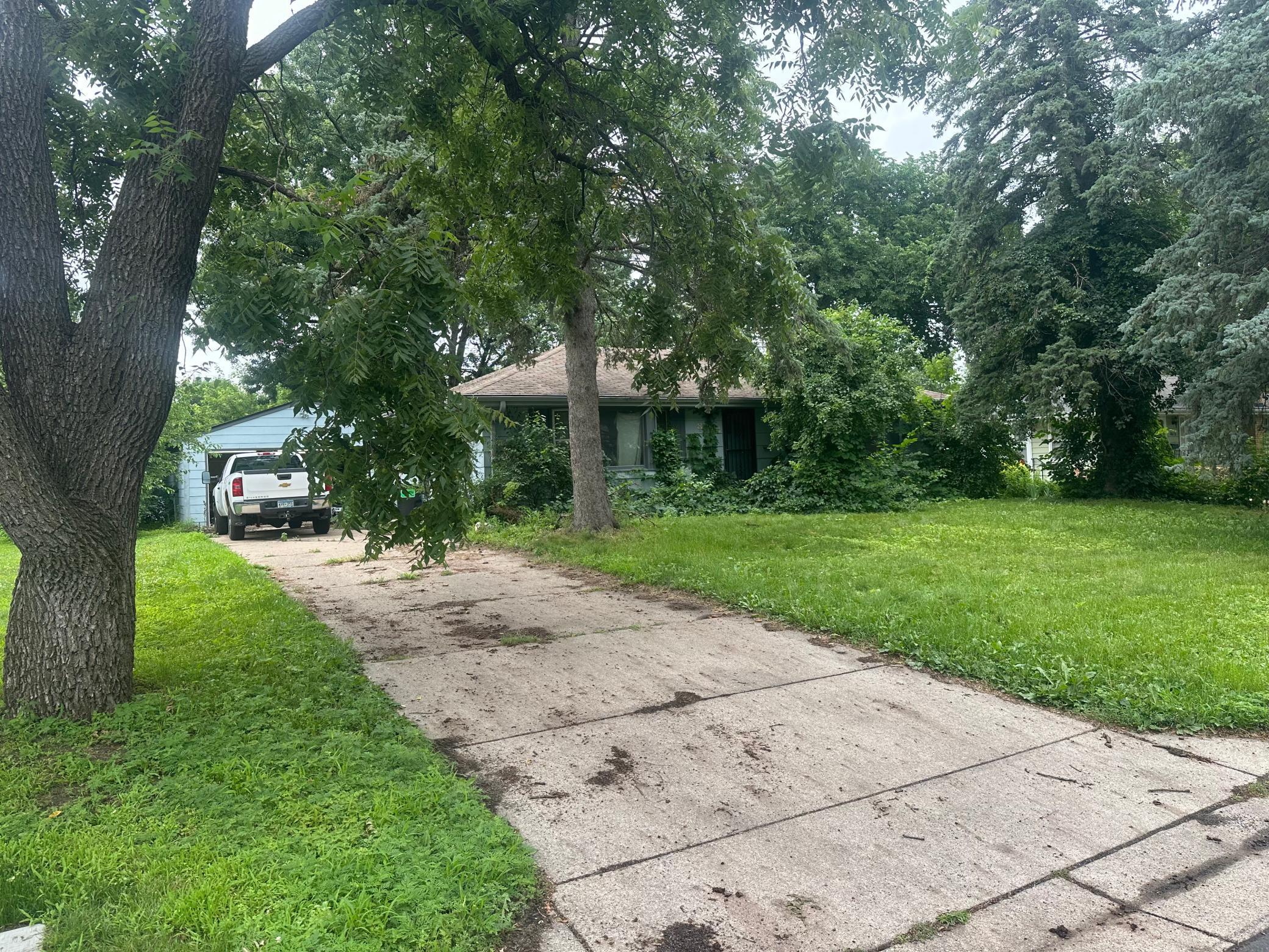 8618 Chicago Avenue S