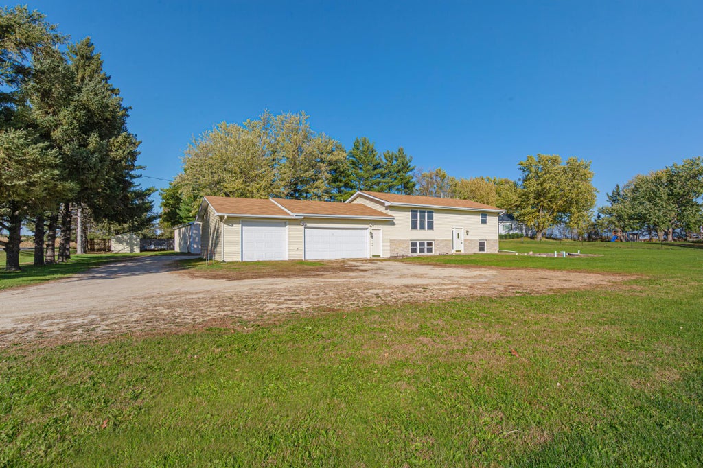 Photo of 10991 Fox Avenue, Northfield, MN 55057 (MLS # 7153473)