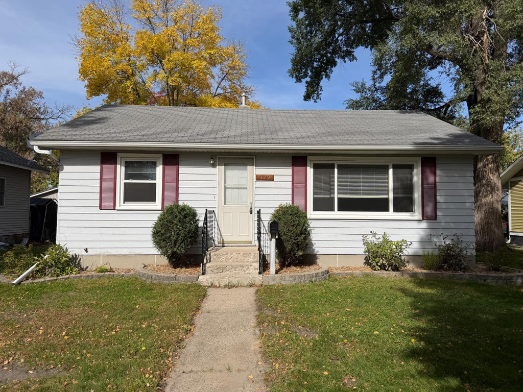 Photo of 129 E Ronning Avenue, Appleton, MN 56208 (MLS # 7157593)
