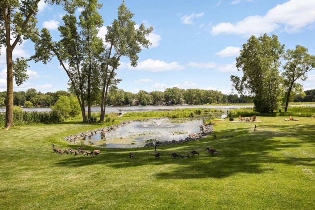 Photo of 2884 W Owasso Boulevard, Roseville, MN 55113 (MLS # 7091349)