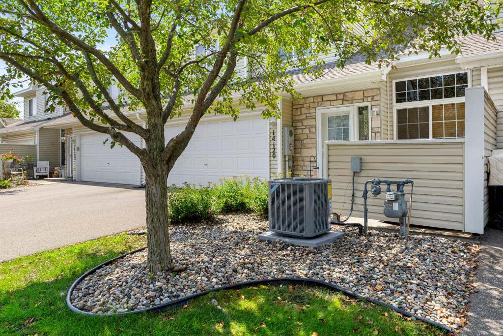 Photo of 14120 Alabama Avenue S, Savage, MN 55378 (MLS # 7119893)