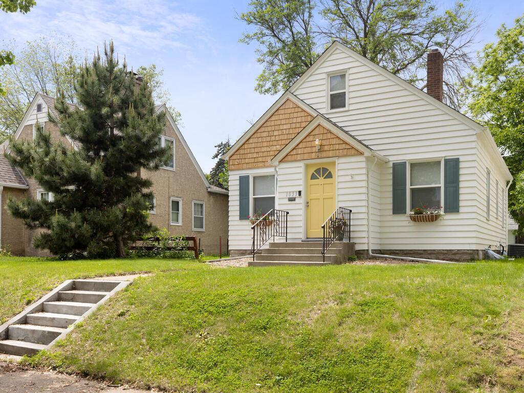 1033 Hall Avenue
