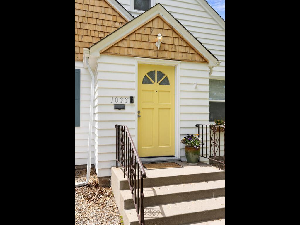 1033 Hall Avenue