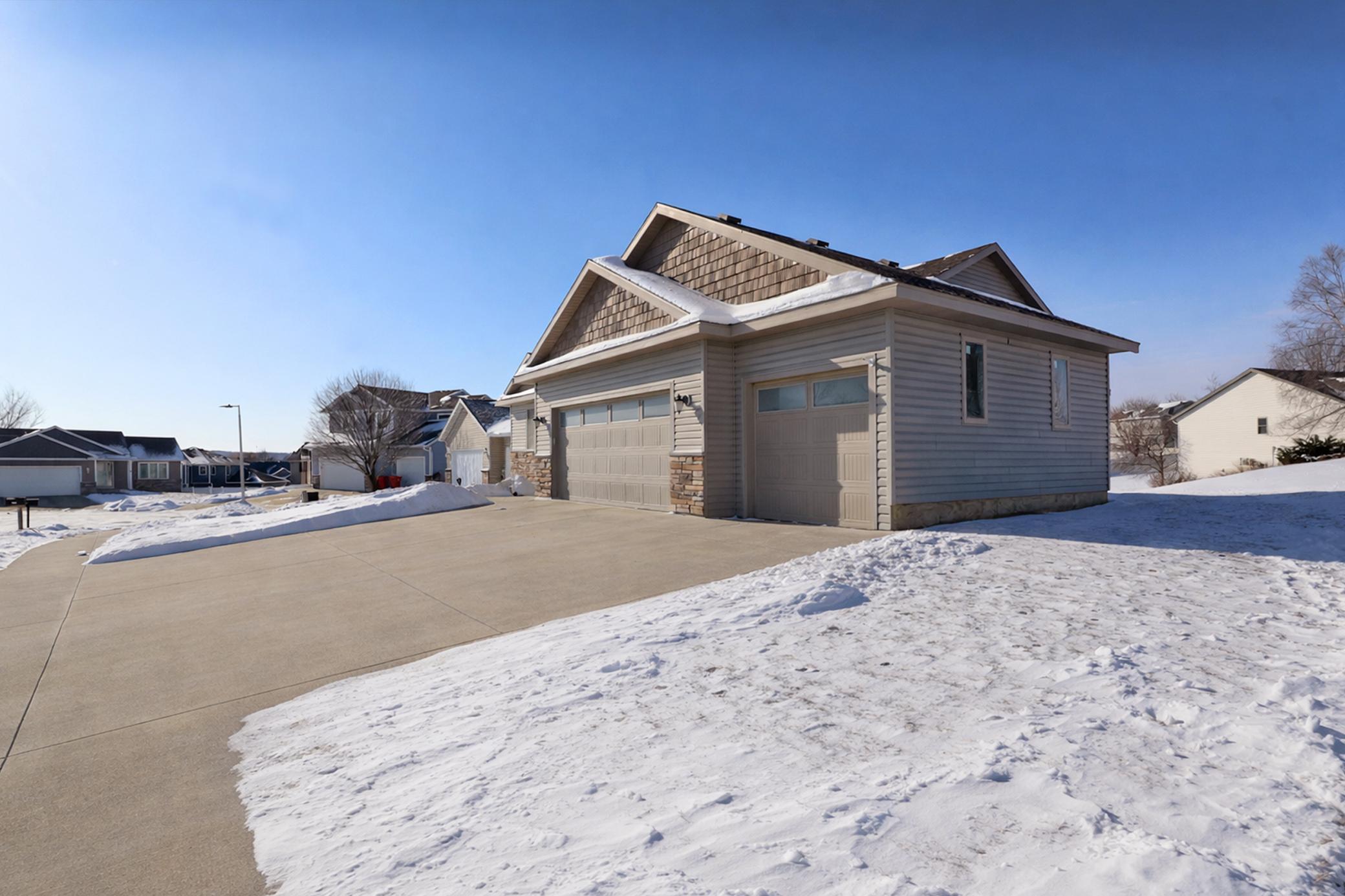 481 Manor Garden Lane NW