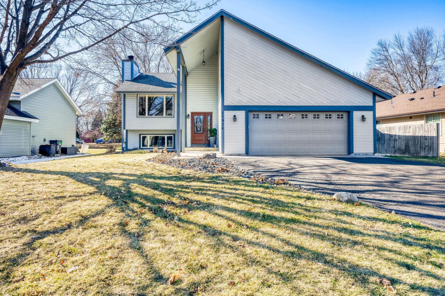 11926 Summerset Lane