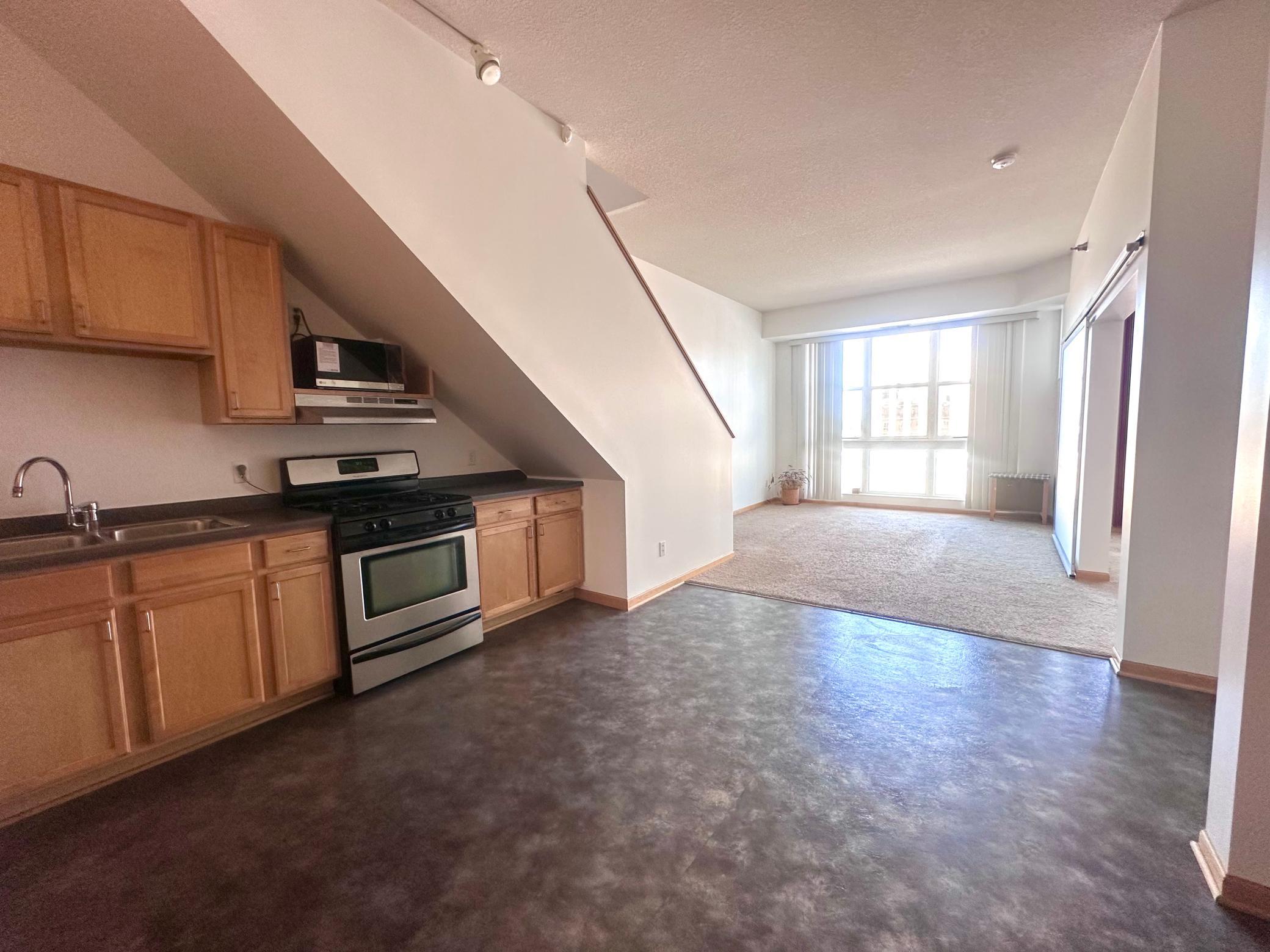 2650 University Avenue W 307