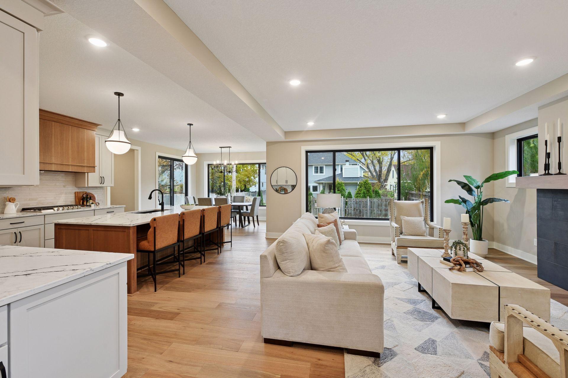 5920 Wooddale Avenue