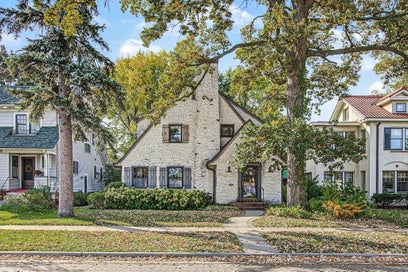 2188 Goodrich Avenue Saint Paul MN 55105