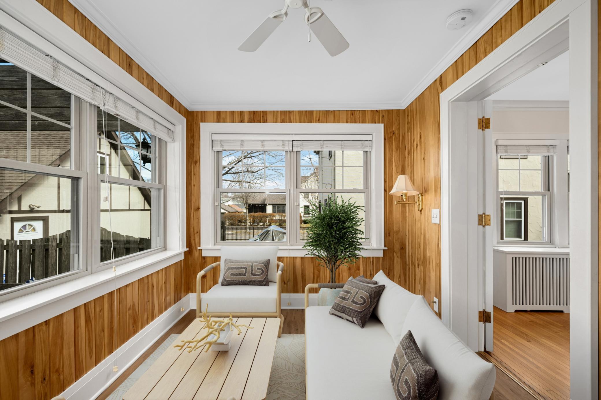 1709 Scheffer Avenue