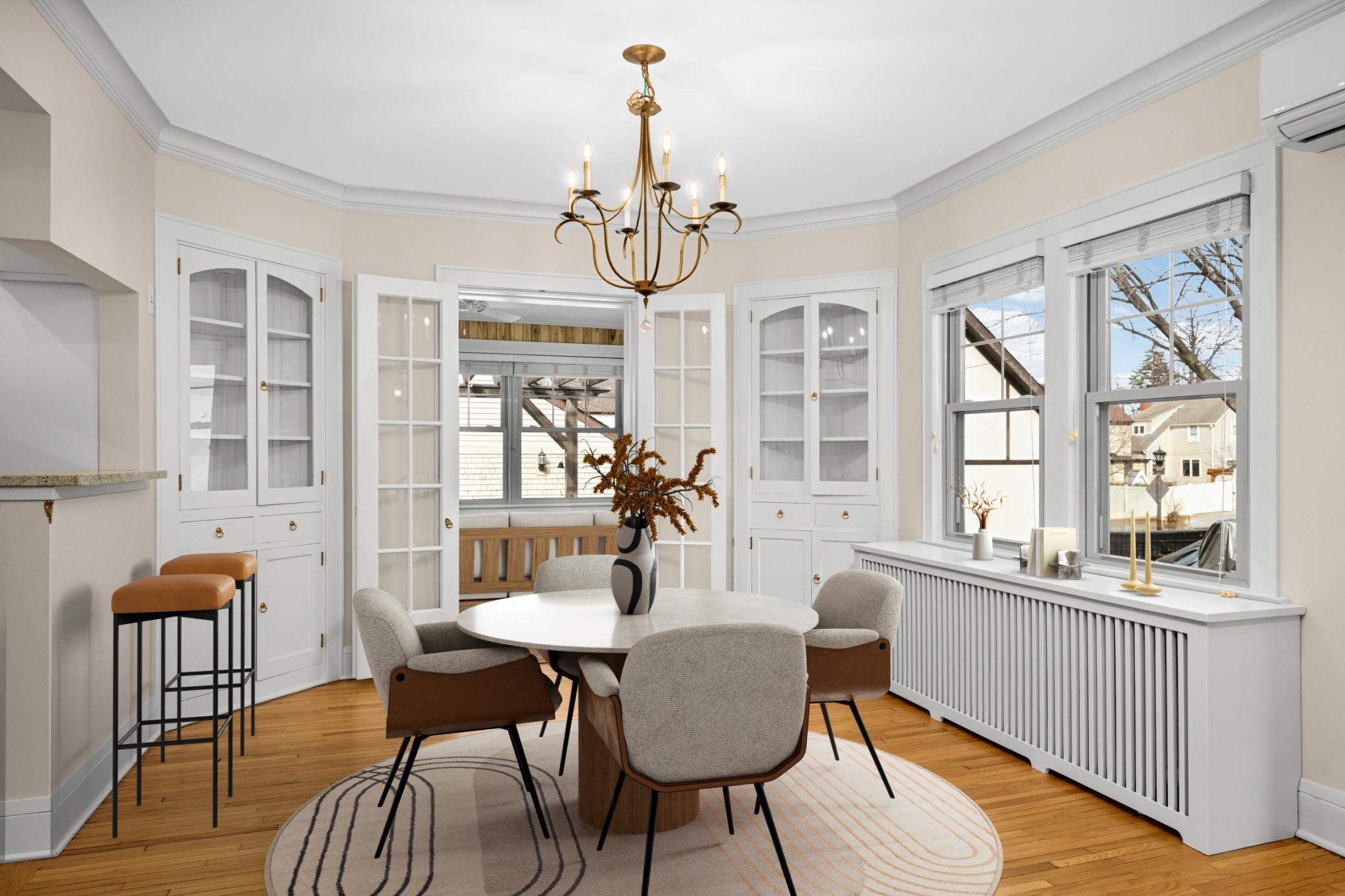 1709 Scheffer Avenue