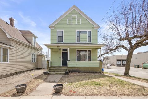 880 York Avenue Saint Paul MN 55106