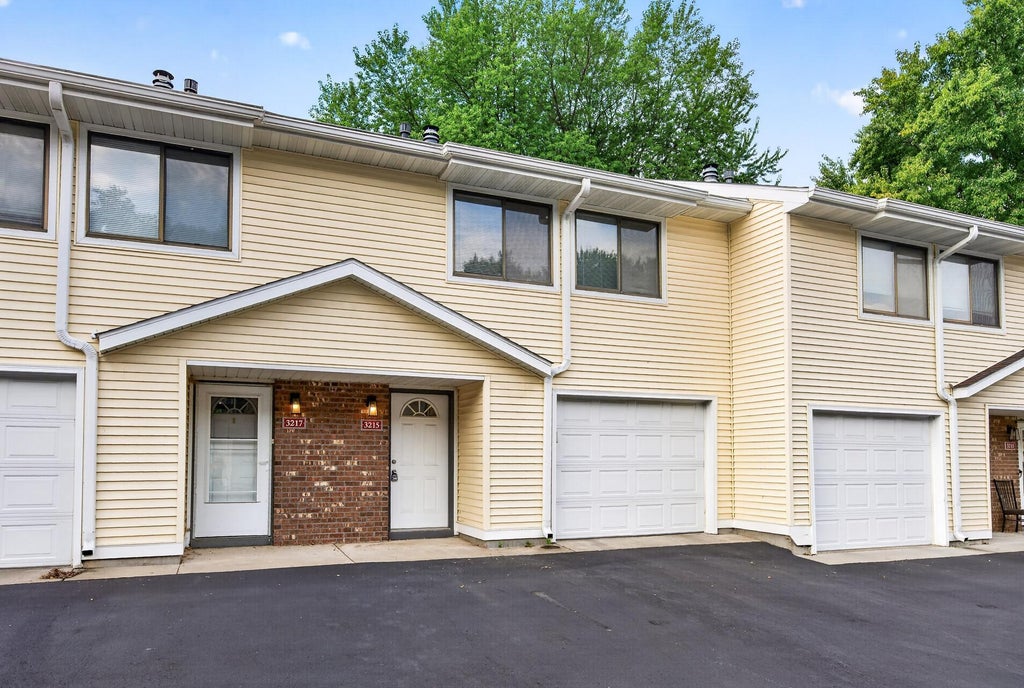 Photo of 3215 Valley Ridge Drive #56, Eagan, MN 55121 (MLS # 7127719)