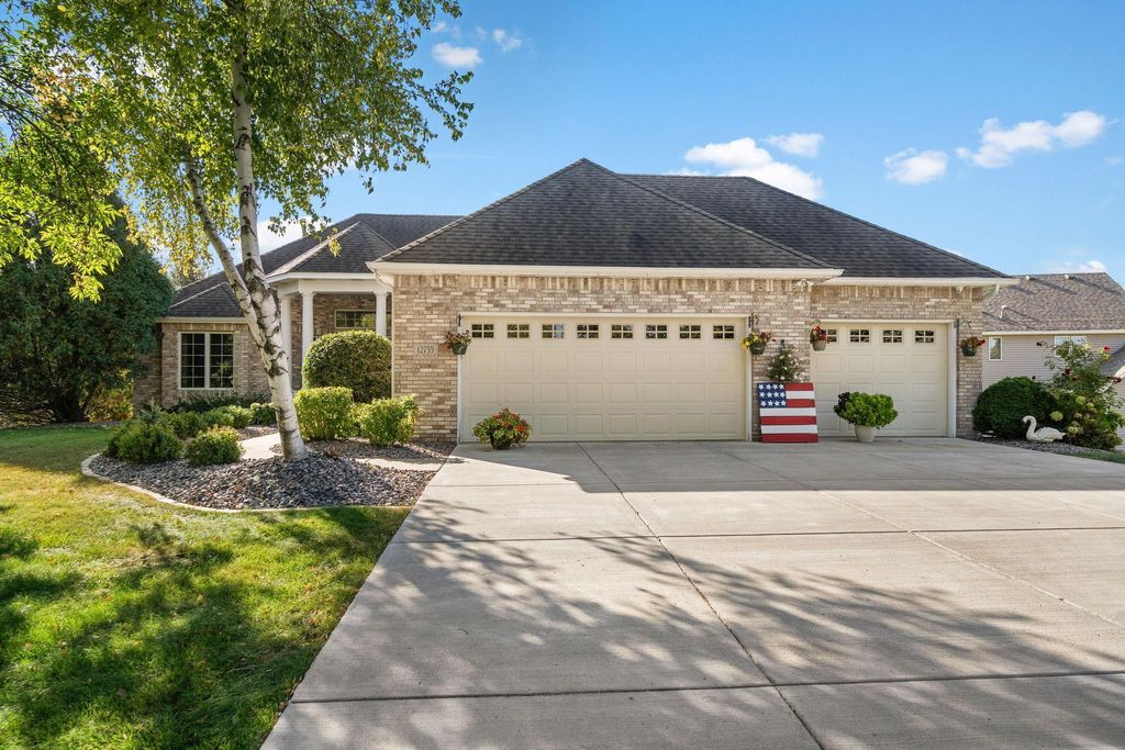 Photo of 12755 42nd Place N, Plymouth, MN 55442 (MLS # 7001070)