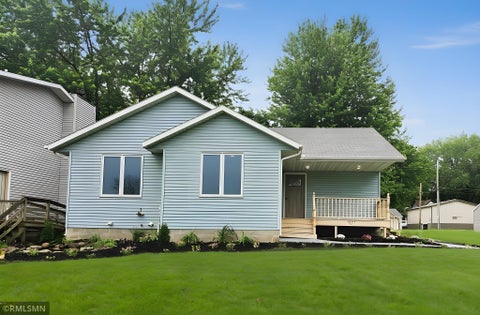 Photo of 917 N Valley Street, New Ulm, MN 56073 (MLS # 7097470)