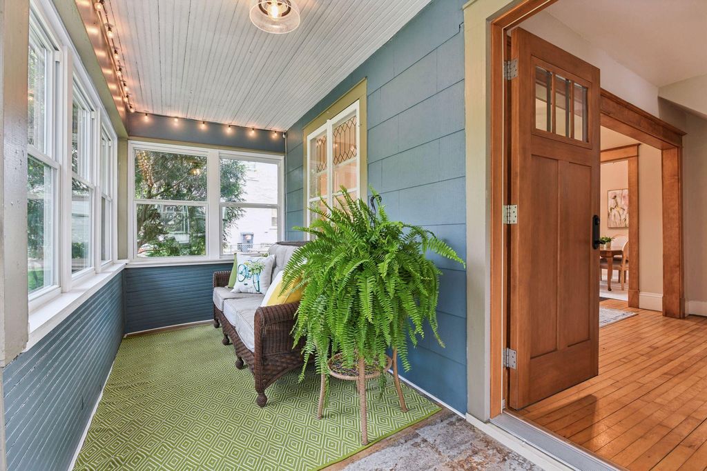Photo of 4930 38th Avenue S, Minneapolis, MN 55417 (MLS # 7043072)