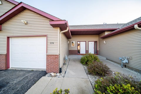 Photo of 719 10th St SW ST, Pine Island, MN 55963 (MLS # 7153703)