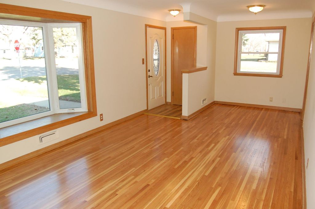 Photo of 601 5th Avenue S, Hopkins, MN 55343 (MLS # 7052461)