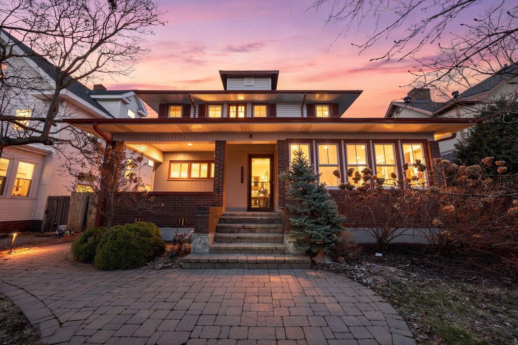 Photo of 3505 Park Avenue, Minneapolis, MN 55407 (MLS # 7054999)