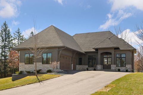 12803 Woodhaven Place Minnetonka MN 55305