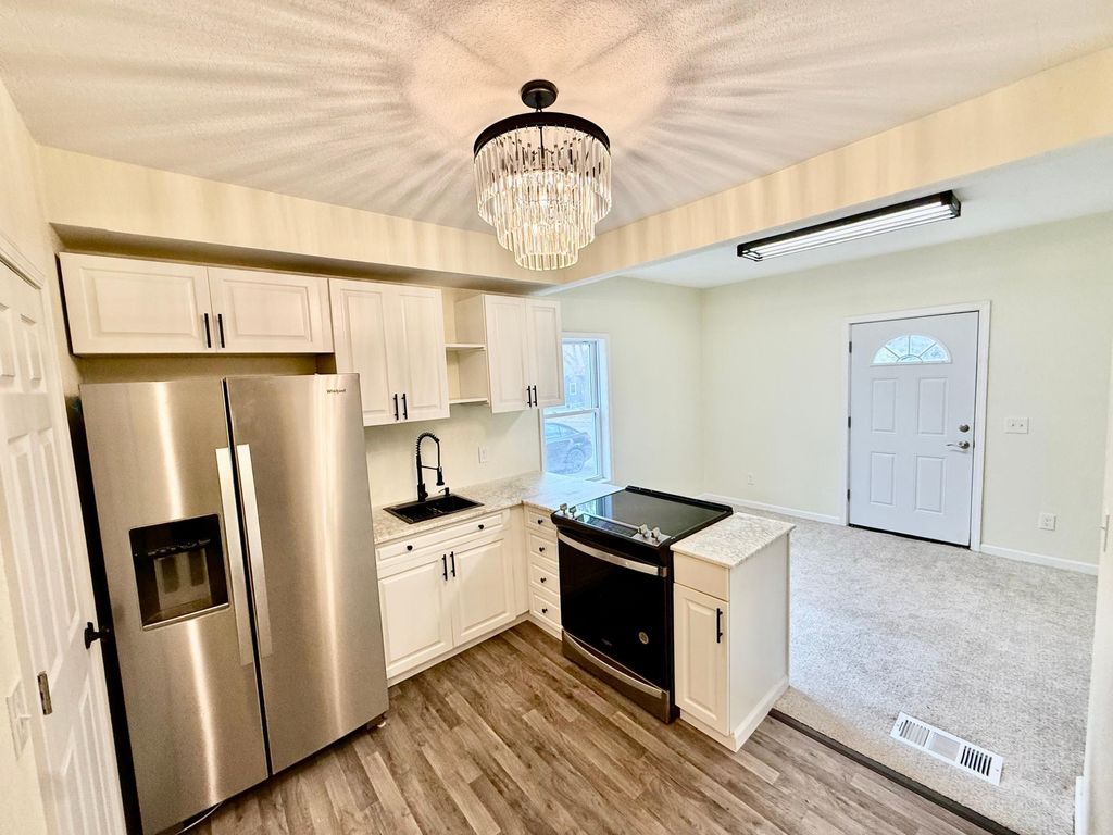 Photo of 614 Garfield Avenue, Albert Lea, MN 56007 (MLS # 6807950)