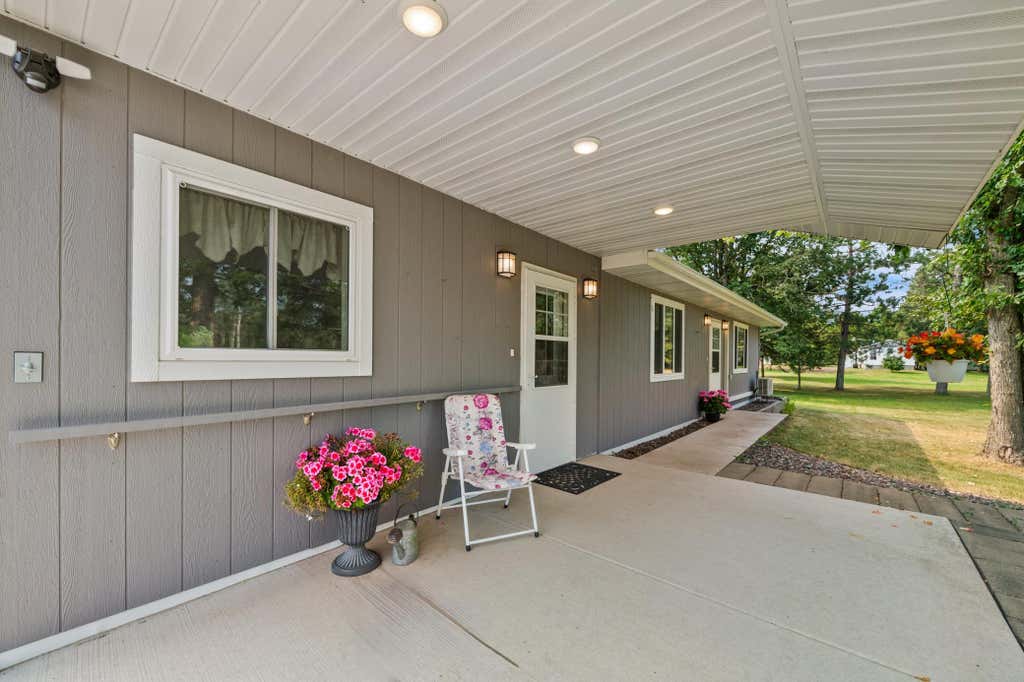 Photo of 3878 County Road 61, Barnum, MN 55707 (MLS # 7124610)
